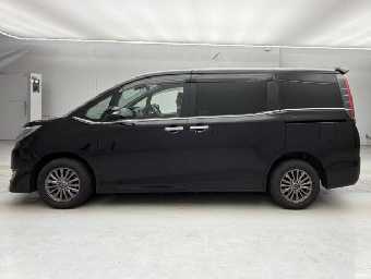 TOYOTA ESQUIRE 2019 Image 5