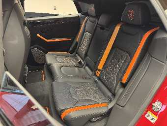 LAMBORGHINI URUS 2025 Image 15