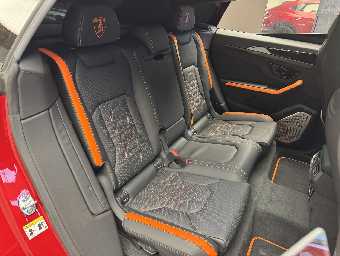 LAMBORGHINI URUS 2025 Image 20