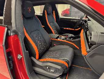 LAMBORGHINI URUS 2025 Image 24