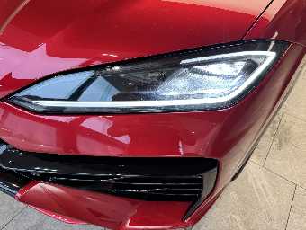 LAMBORGHINI URUS 2025 Image 28