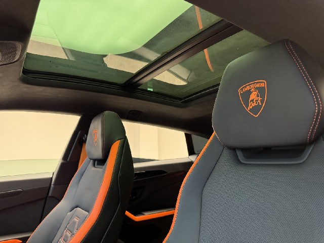 LAMBORGHINI URUS 2025 Image 55
