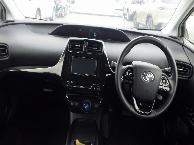TOYOTA PRIUS 2022 Image 24