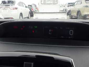 TOYOTA PRIUS 2022 Image 9