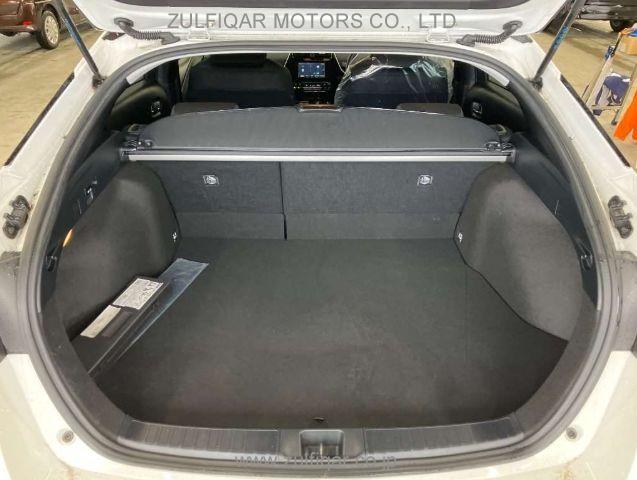 TOYOTA PRIUS 2022 Image 9