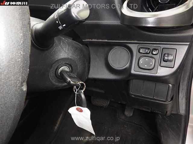 TOYOTA AQUA 2019 Image 7