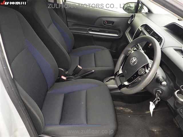 TOYOTA AQUA 2019 Image 8