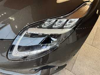 ASTON MARTIN DB12 2025 Image 28