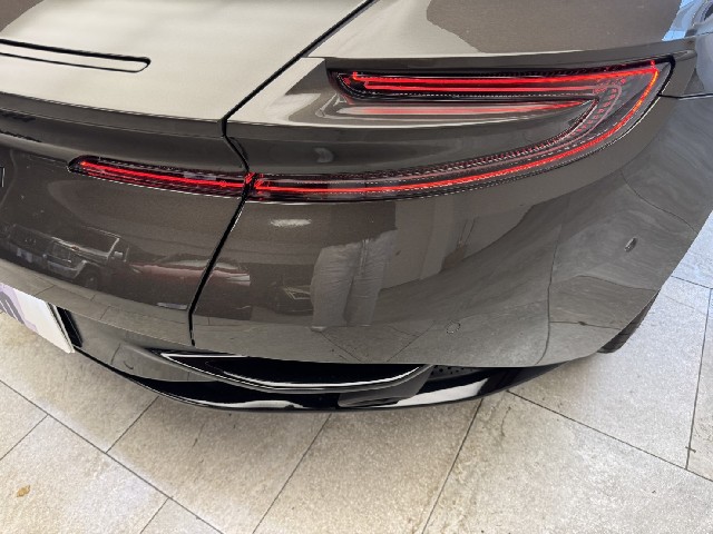 ASTON MARTIN DB12 2025 Image 42