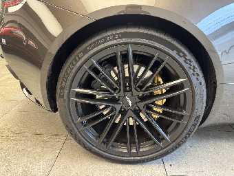 ASTON MARTIN DB12 2025 Image 39