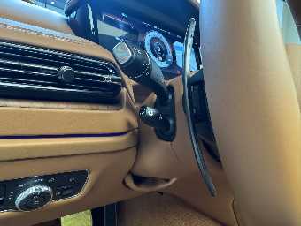 ASTON MARTIN DB12 2025 Image 47