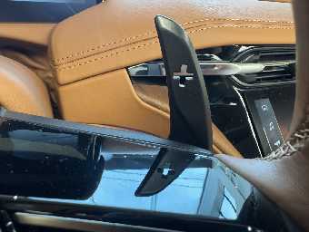 ASTON MARTIN DB12 2025 Image 48