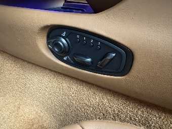 ASTON MARTIN DB12 2025 Image 54