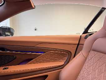 ASTON MARTIN DB12 2025 Image 56