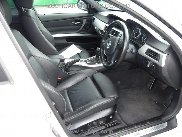 BMW 3 SERIES 2011 Image 11