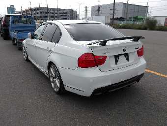 BMW 3 SERIES 2011 Image 3
