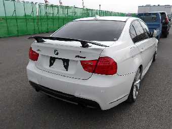 BMW 3 SERIES 2011 Image 4