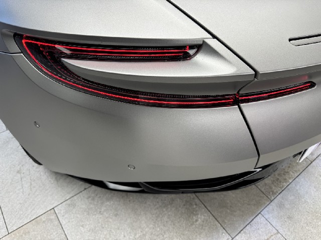 ASTON MARTIN DB12 2024 Image 37