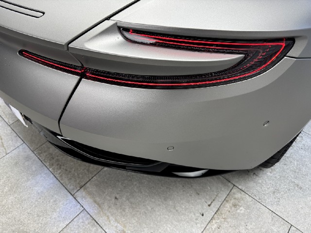 ASTON MARTIN DB12 2024 Image 38