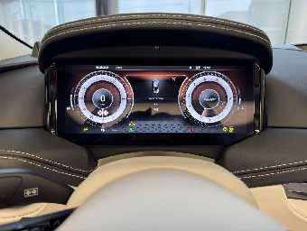 ASTON MARTIN DB12 2024 Image 42