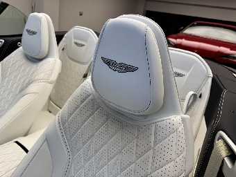 ASTON MARTIN DB12 2024 Image 48