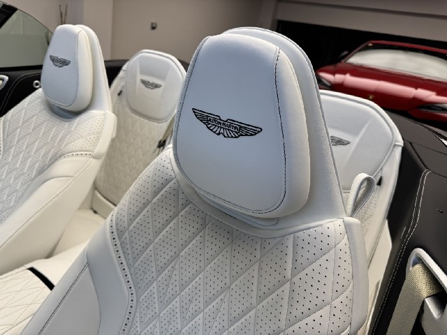 ASTON MARTIN DB12 2024 Image 56