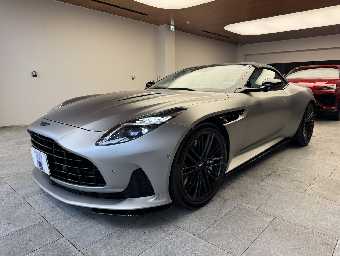 ASTON MARTIN DB12 2024 Image 9