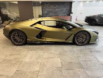 LAMBORGHINI REVUELTO 2024 Image 12