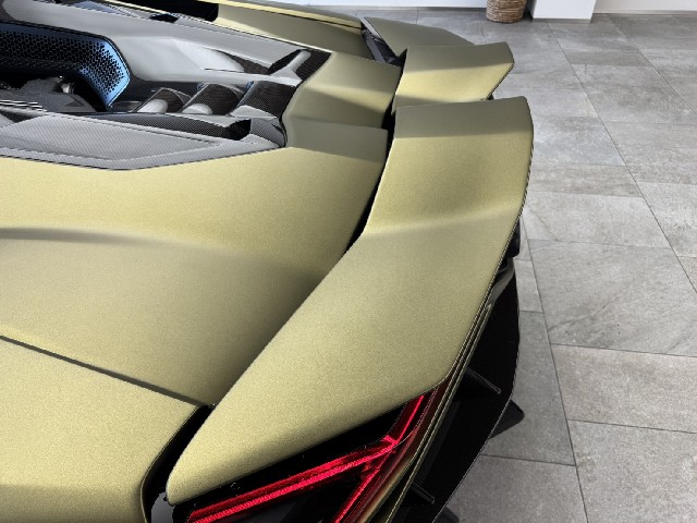 LAMBORGHINI REVUELTO 2024 Image 36