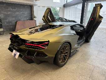 LAMBORGHINI REVUELTO 2024 Image 5