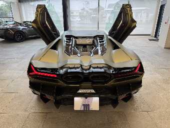 LAMBORGHINI REVUELTO 2024 Image 6