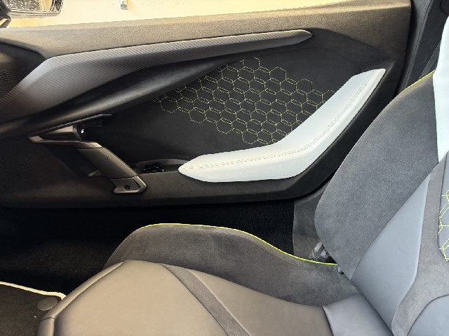 LAMBORGHINI REVUELTO 2024 Image 66