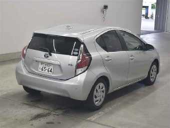 TOYOTA AQUA 2016 Image 5