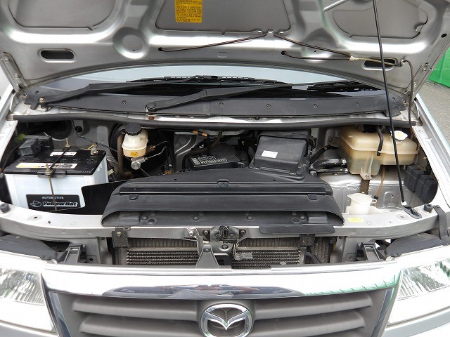 MAZDA BONGO FRIENDEE 2001 Image 98