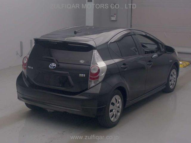 TOYOTA AQUA 2014 Image 2