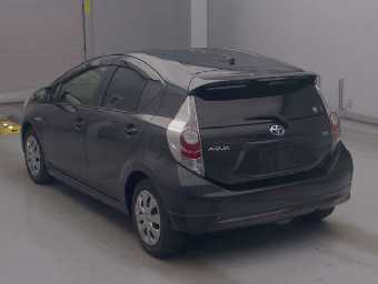 TOYOTA AQUA 2014 Image 4