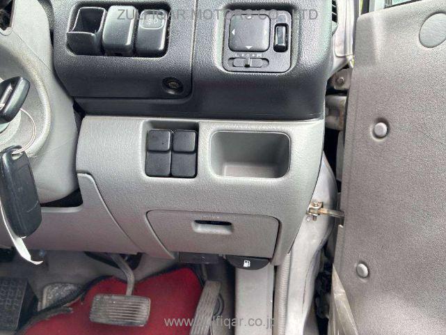 MAZDA BONGO FRIENDEE 2006 Image 10