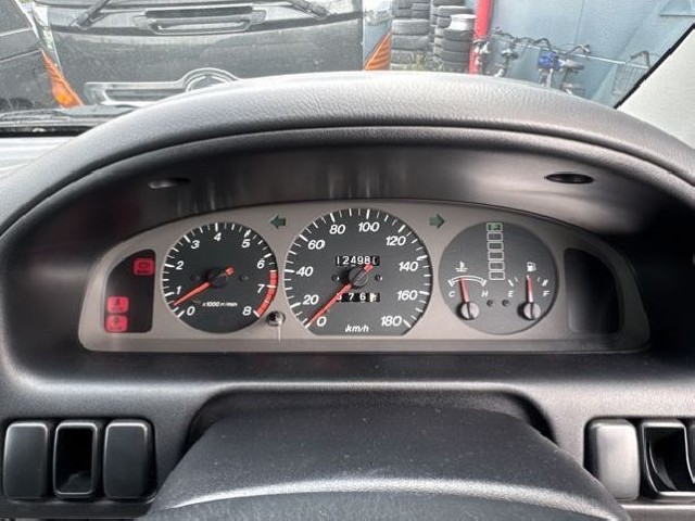MAZDA BONGO FRIENDEE 2000 Image 41