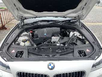 BMW 5 SERIES 2014 Image 9