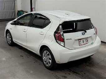 TOYOTA AQUA 2015 Image 3