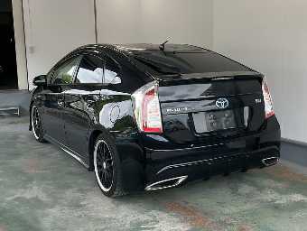 TOYOTA PRIUS 2014 Image 2
