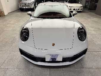PORSCHE 911 2021 Image 2