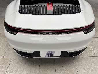 PORSCHE 911 2021 Image 14