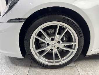 PORSCHE 911 2021 Image 15