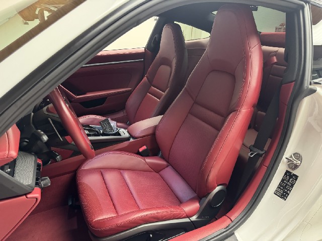 PORSCHE 911 2021 Image 27