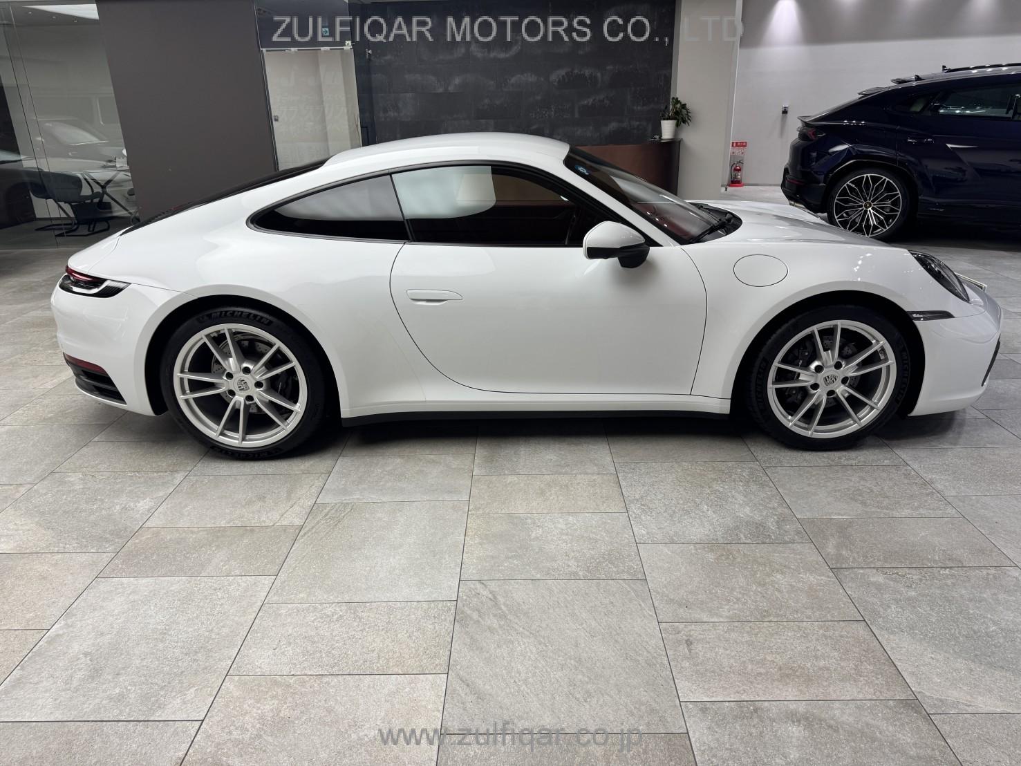 PORSCHE 911 2021 Image 4