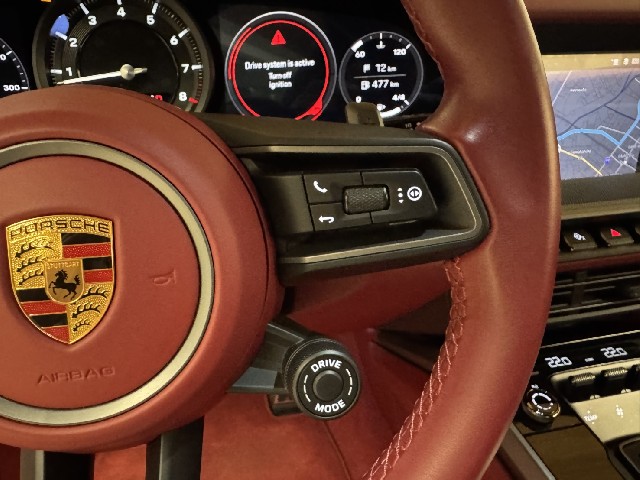 PORSCHE 911 2021 Image 36