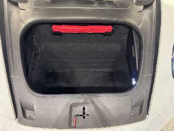PORSCHE 911 2021 Image 37