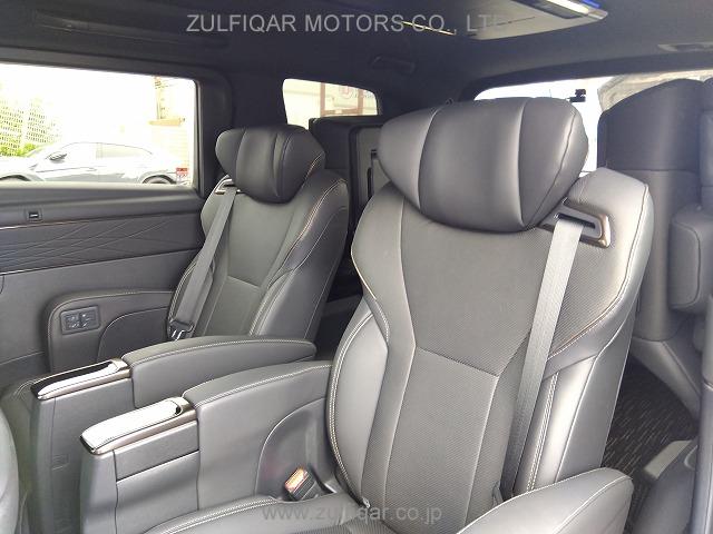 TOYOTA ALPHARD 2024 Image 8