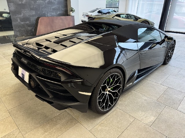 LAMBORGHINI HURACAN 2021 Image 19